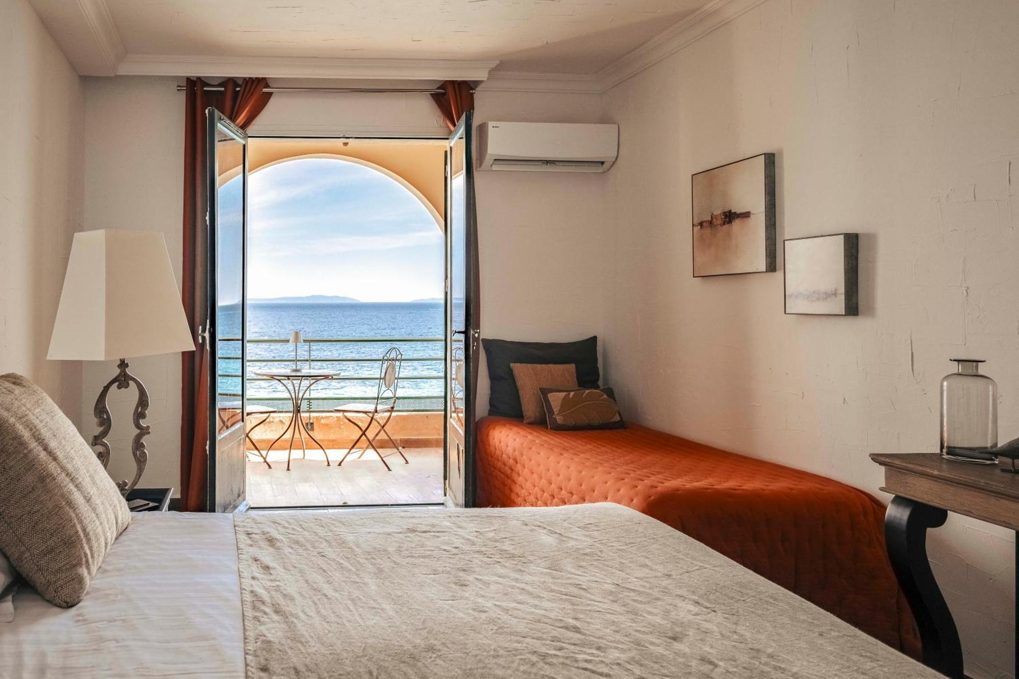 Surplage Hotel Cavaliere Le Lavandou Luaran gambar