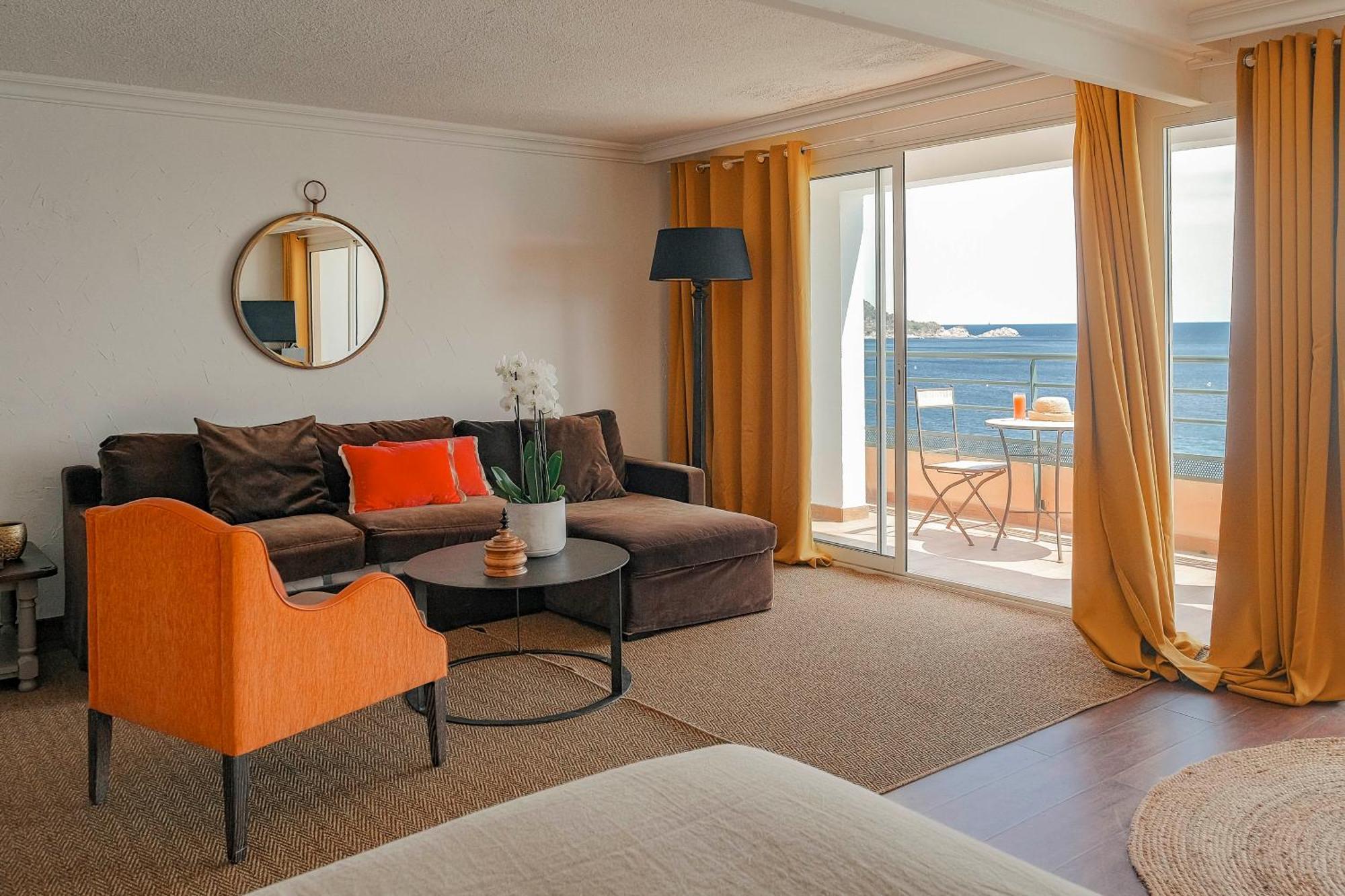 Surplage Hotel Cavaliere Le Lavandou Luaran gambar