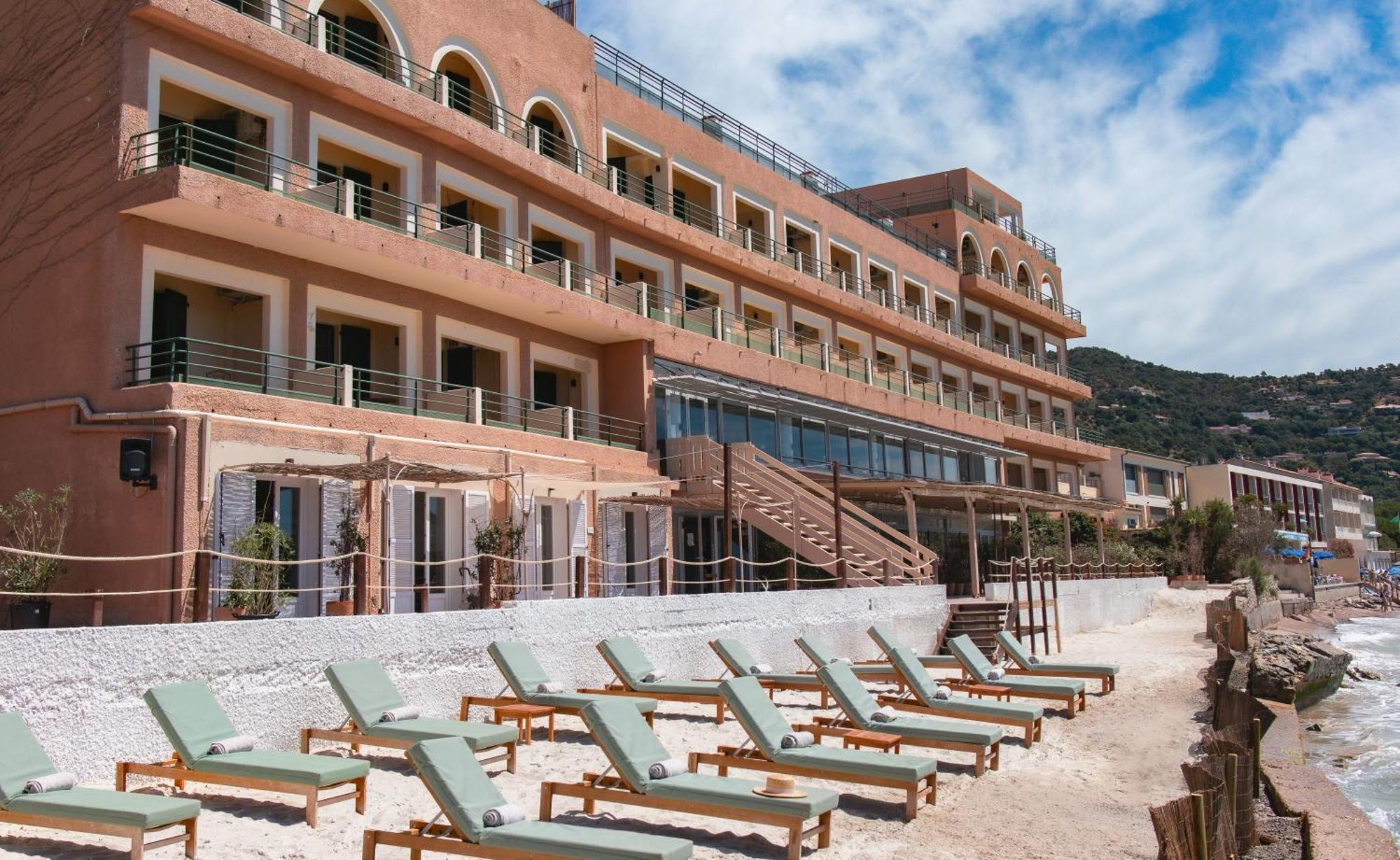 Surplage Hotel Cavaliere Le Lavandou Luaran gambar